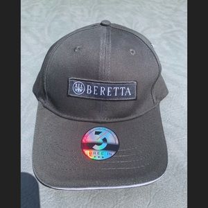 Brand new Beretta Cap Three In Brand A3